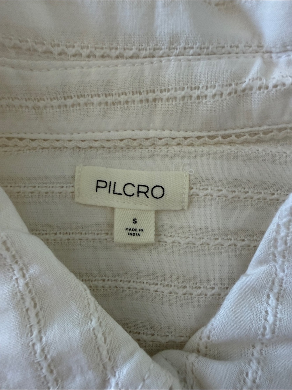 Pilcro Long-sleeve Seamed Slim Buttondown - Picture 3 of 12